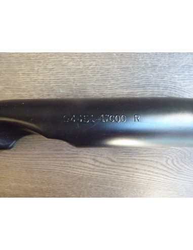 Conduit d'air droit GSXR 750 88-90  - 1