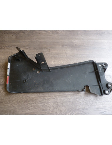 Flancs sous selle GSXR 750-85  - 1