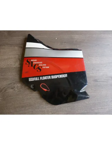 Flancs sous selle GSXR 750-86  - 5