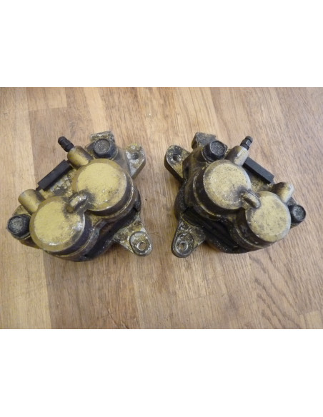 Paire d'étriers GSXR 1100 86-88  - 1