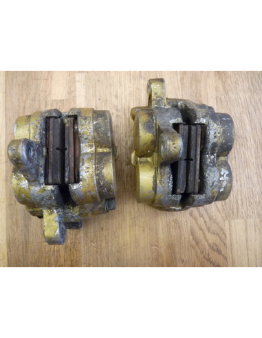 Paire d'étriers GSXR 1100 86-88  - 4