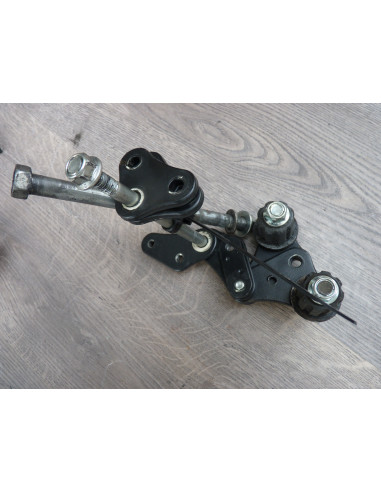 Supports moteur GSXR 1100 89-92  - 3