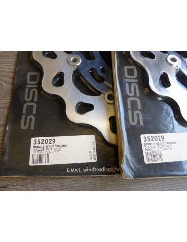 PAIRE DE DISQUES WAVE WRP YAMAHA FZ6 04-06 ET R6 03-04  - 1