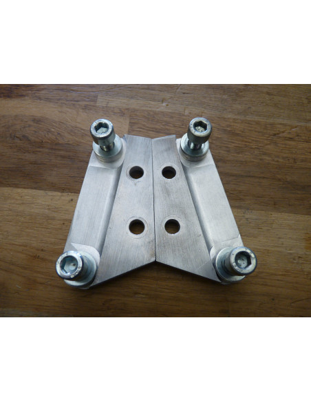 Platines de déport 40 mm GSXR 600-750-1100-1300  - 1
