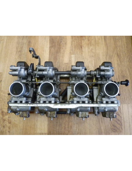 Rampe de carburateurs GSXR 750 85-87  - 1