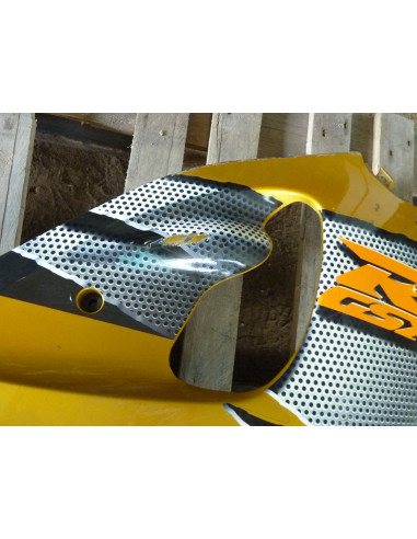 Flanc avant droit GSXR 600-750 96-00  - 7