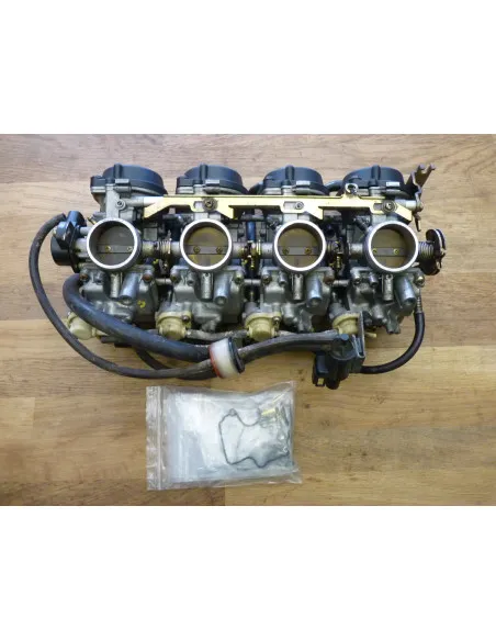 Rampe carburateurs GSXR 750 96-97  - 2