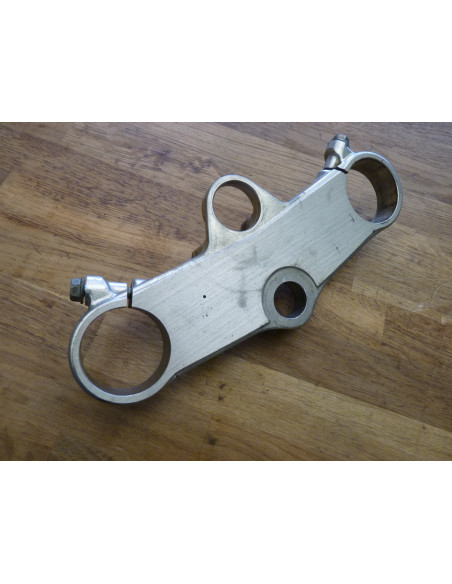 Té supérieur GSXR 750 96-99  - 1