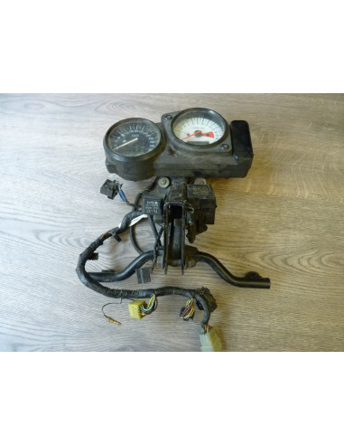 Bloc compteur + araignée GSXR 600 96-00  - 1