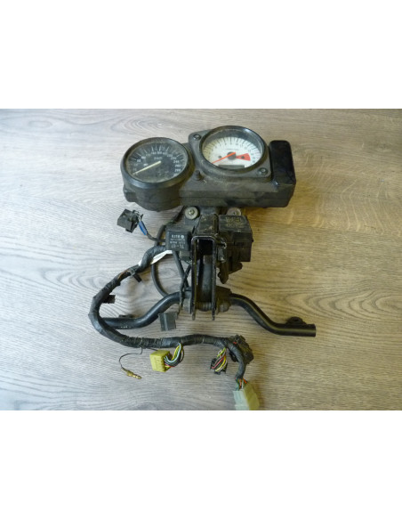 Bloc compteur + araignée GSXR 600 96-00  - 1