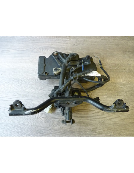 Bloc compteur + araignée GSXR 600 96-00  - 2