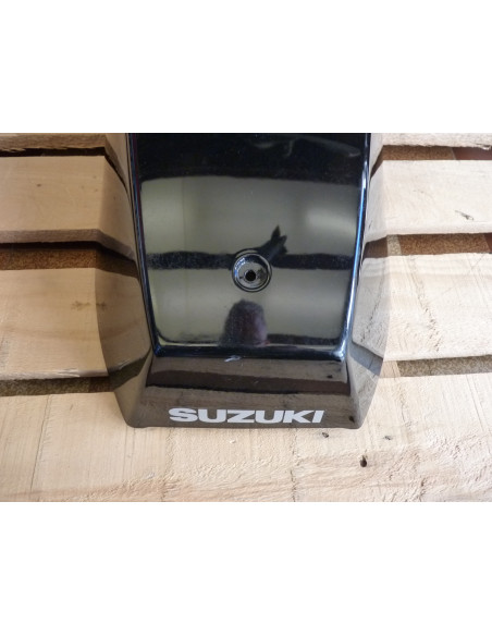 Capot de selle GSXr 750-1100 88-90  - 4