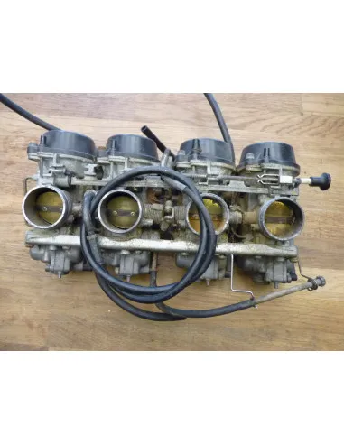 Rampe de carburateurs GSXRR 750 RK  - 1