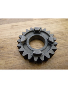 Pignon de 6° GSXF 600-750, Bandit 600  - 1