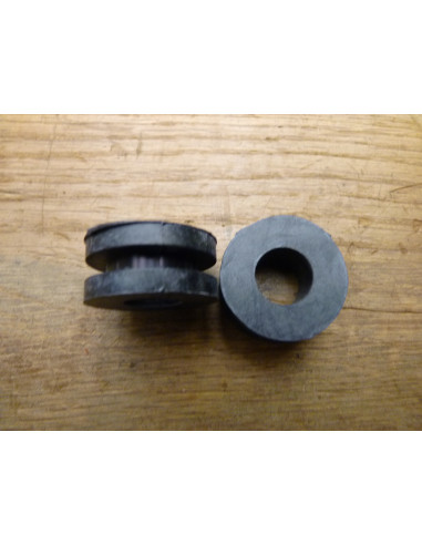 Caoutchouc de dosseret de capot GSXR 750-1100  - 1