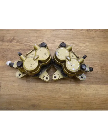 Paire étriers GSXR 750 85-87  - 3