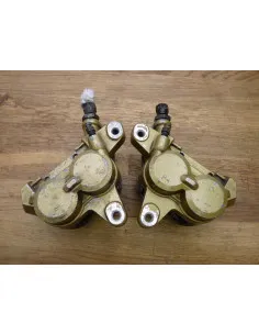 Paire étriers GSXR 750 85-87  - 1