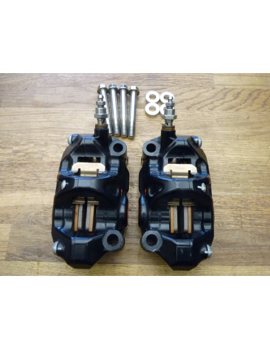 Paire d'étriers radiaux Brembo  - 2