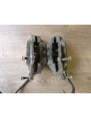 Paire d'étriers Tokico GSXR 600-750-1100-1300  - 2