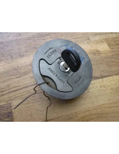 Bouchon de réservoir GSXR 750-1100 85-88  - 1