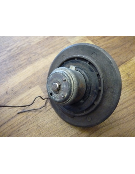 Bouchon de réservoir GSXR 750-1100 85-88  - 2