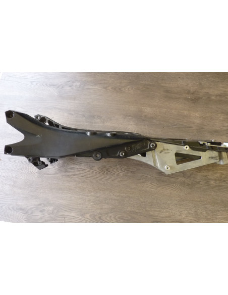 Bati de cadre GSXR 600-750 06-07  - 4