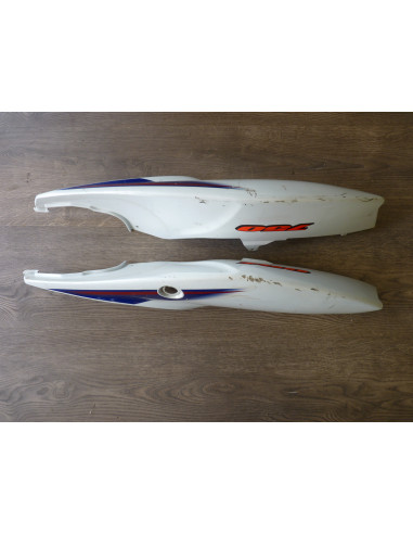 Flancs arrières GSXR 750 06-07  - 3