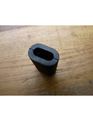 Caoutchouc de pédale ou sélecteur GSXR 750-1100  - 2
