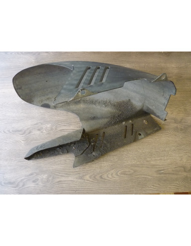 Garde boue arrière GSXR 750-1100 88-92  - 5
