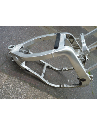 Cadre avec CG GSXR 1100-92  - 3