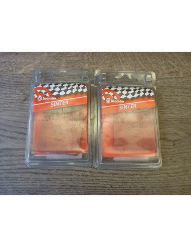 Jeux de plaquettes Brembo GSXR 750-1100 85-88  - 1