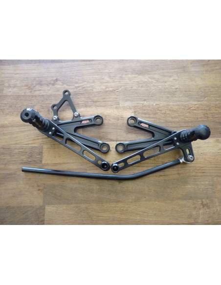Commandes reculées ABM GSXR 750-1100 88-92  - 2