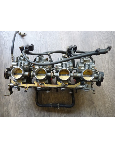 Rampe de carburateurs GSXR 600 96-00  - 4