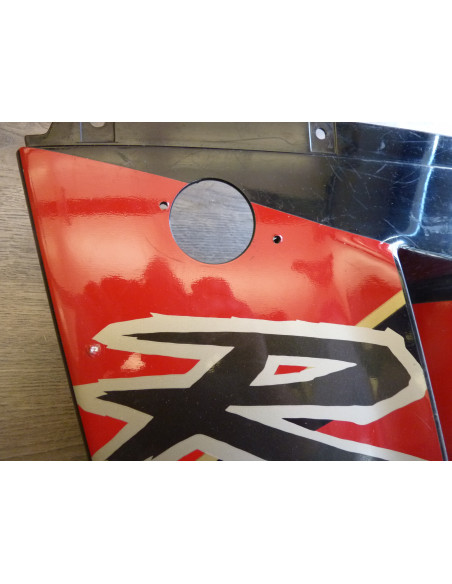 Flanc avant gauche GSXR 1100-92  - 4