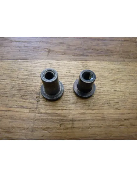 Ecrou de rétroviseur GSXR 750-1100 88-95  - 2