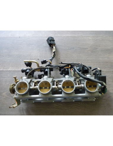 Rampe injection GSXR 1000 01-02  - 1