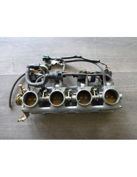Rampe injection GSXR 1000 01-02  - 2