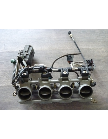 Rampe injection GSXR 750 00-01  - 1