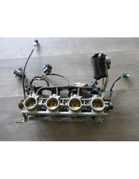 Rampe injection GSXR 750 00-01  - 2
