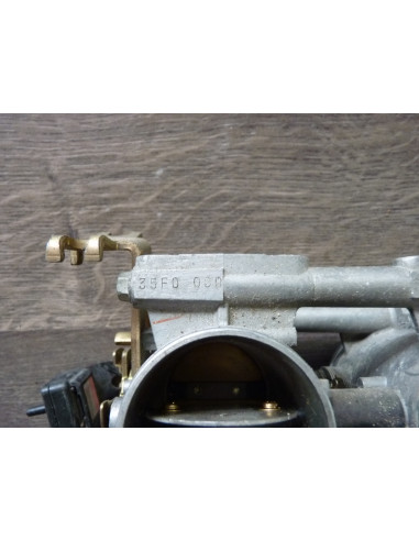 Rampe injection GSXR 750 00-01  - 3