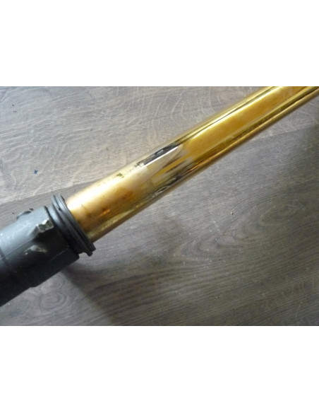 Pieds de fourche gauche GSXR 1000 01-02  - 3