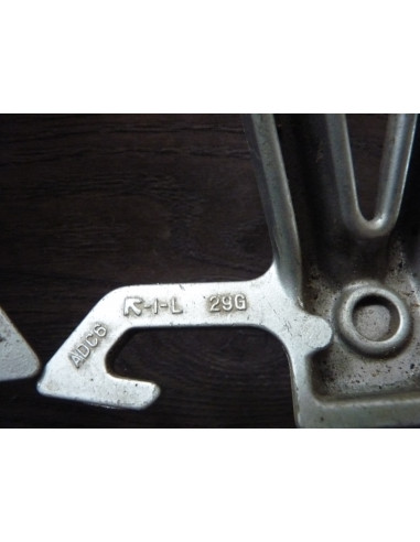 Platines arrières GSXR 600-750-1000 00-05  - 3