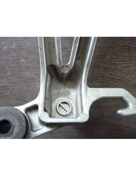 Platines arrières GSXR 600-750-1000 00-05  - 10
