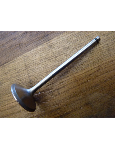 Jeu de 8 soupapes gros diamètre GSXR 1100 89-90  - 4
