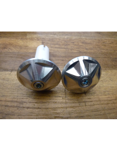 Copriasse ruota posteriore Vmax 1700  - 1