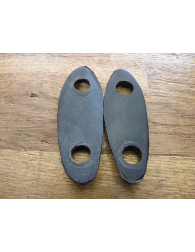 Caoutchouc de rétroviseurs GSXR 750 89-90  - 3