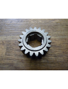 Pignon 2° GSXR 1100 86-88  - 1 2