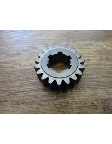 Pignon 2° GSXR 1100 89-92  - 2