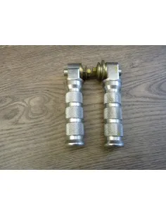 Reposes pieds avants GSXR 750-1100 85-88  - 1 2