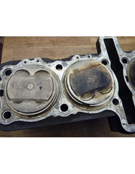 Blocco cilindro-pistone GSXR 1100 89/92  - 10